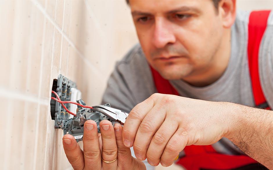cherche électricien pas cher Villepreux
