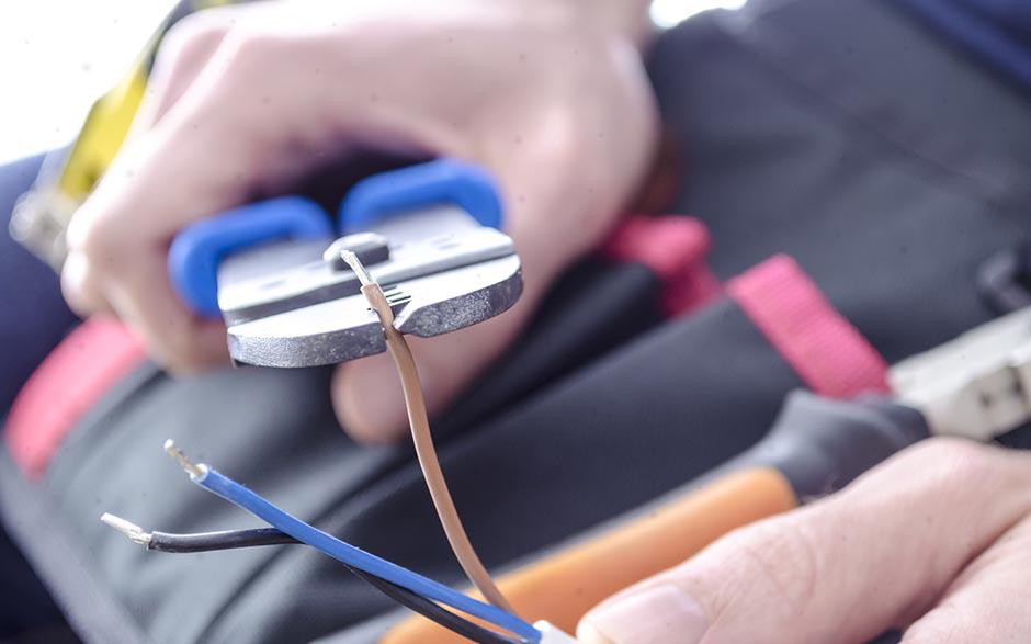 besoin d'un électricien Corbreuse