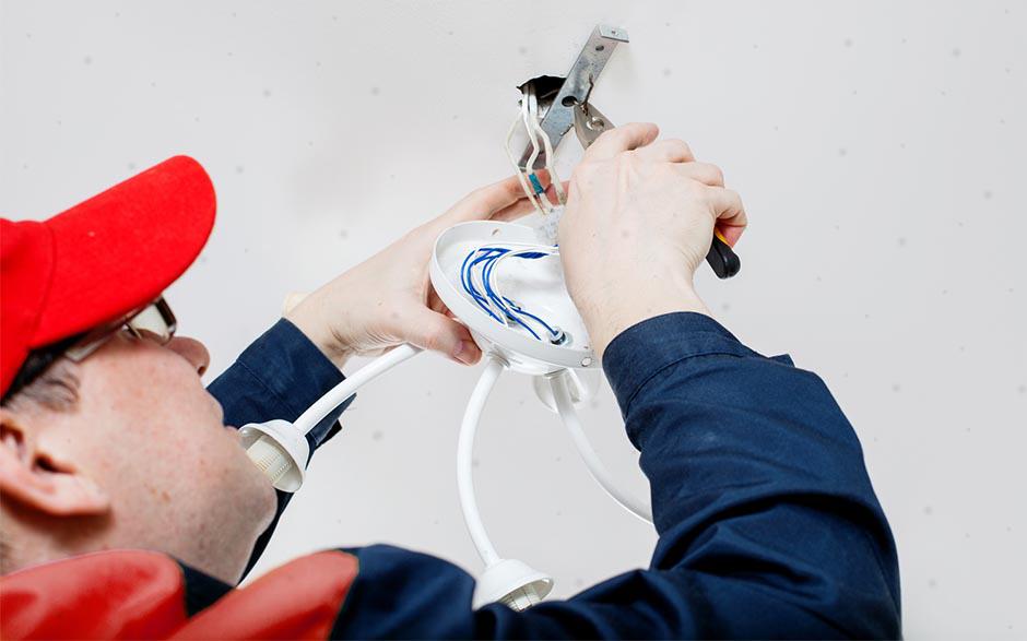 tarifs électricien Courbevoie